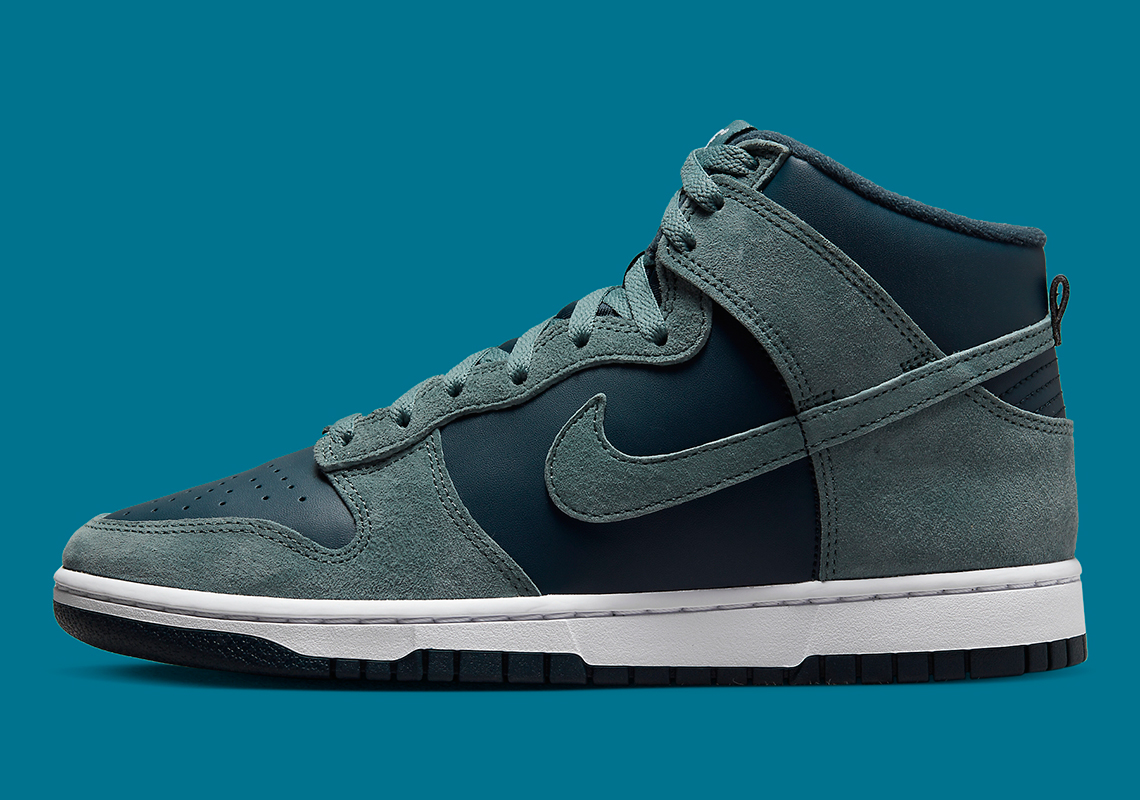 nike-dunk-high-teal-suede-8.jpg