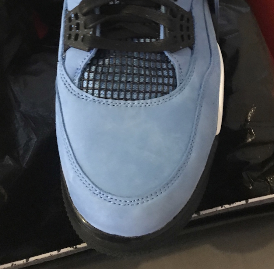 Travis-Scott-Air-Jordan-4-Houston-Oilers-Toe.jpg