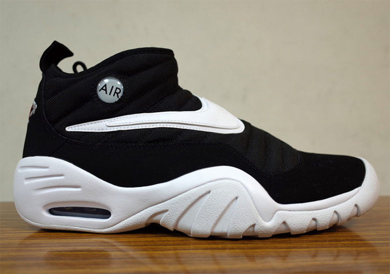 nike-air-shake-ndestrukt-black-patent-white-10.jpg