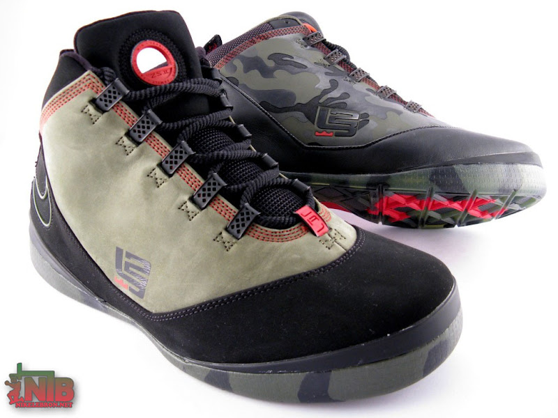 lebrons-soldier2-real-camo-24-web.jpg