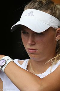 200px-Caroline_Wozniacki_01.jpg