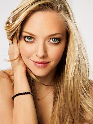 amanda-seyfried-01-300x400.jpg