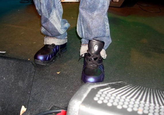 nike-foamposite-boot-eggplant.jpg