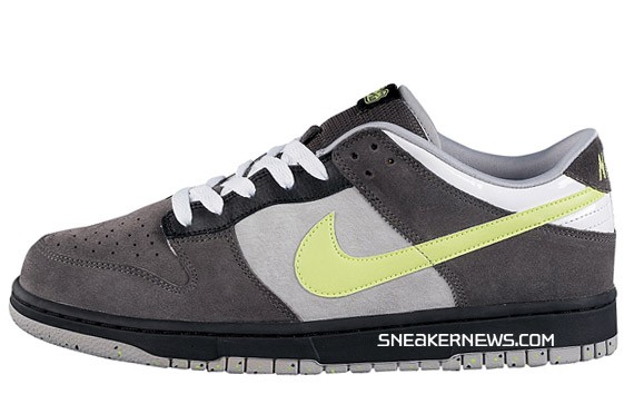 dunk-low-6-0-grey-neon.jpg