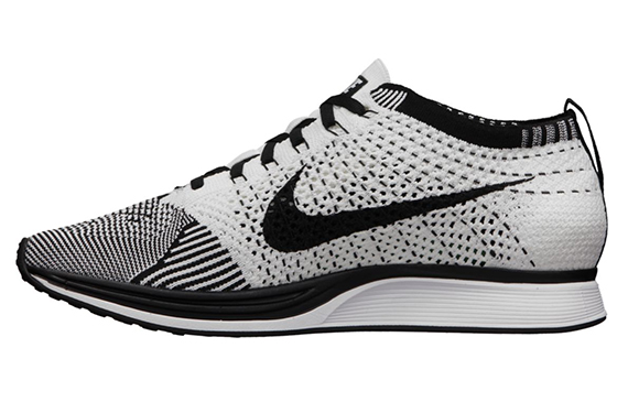 nike-flyknit-racer-black-white-3.jpg