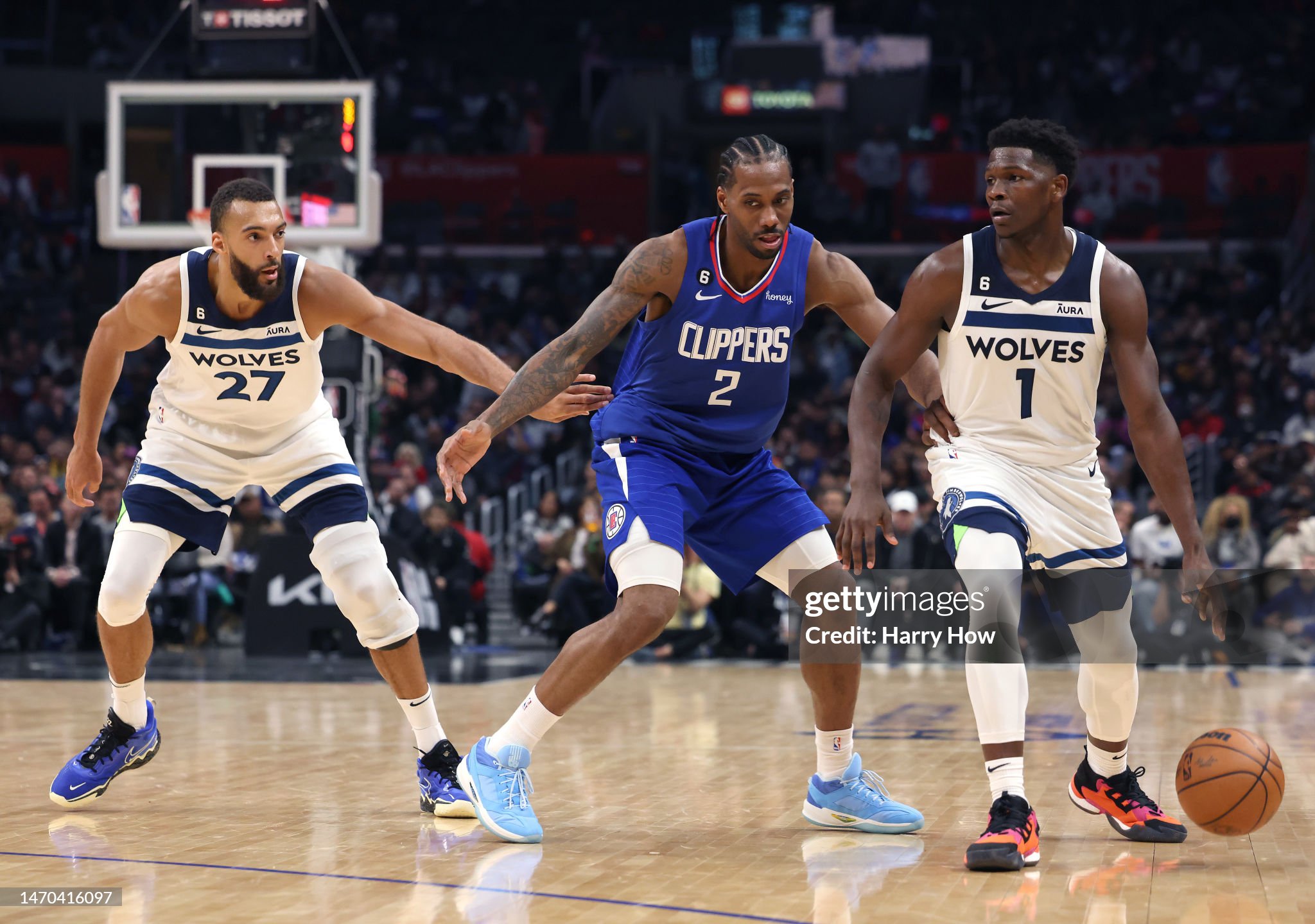 minnesota-timberwolves-v-los-angeles-clippers.jpg