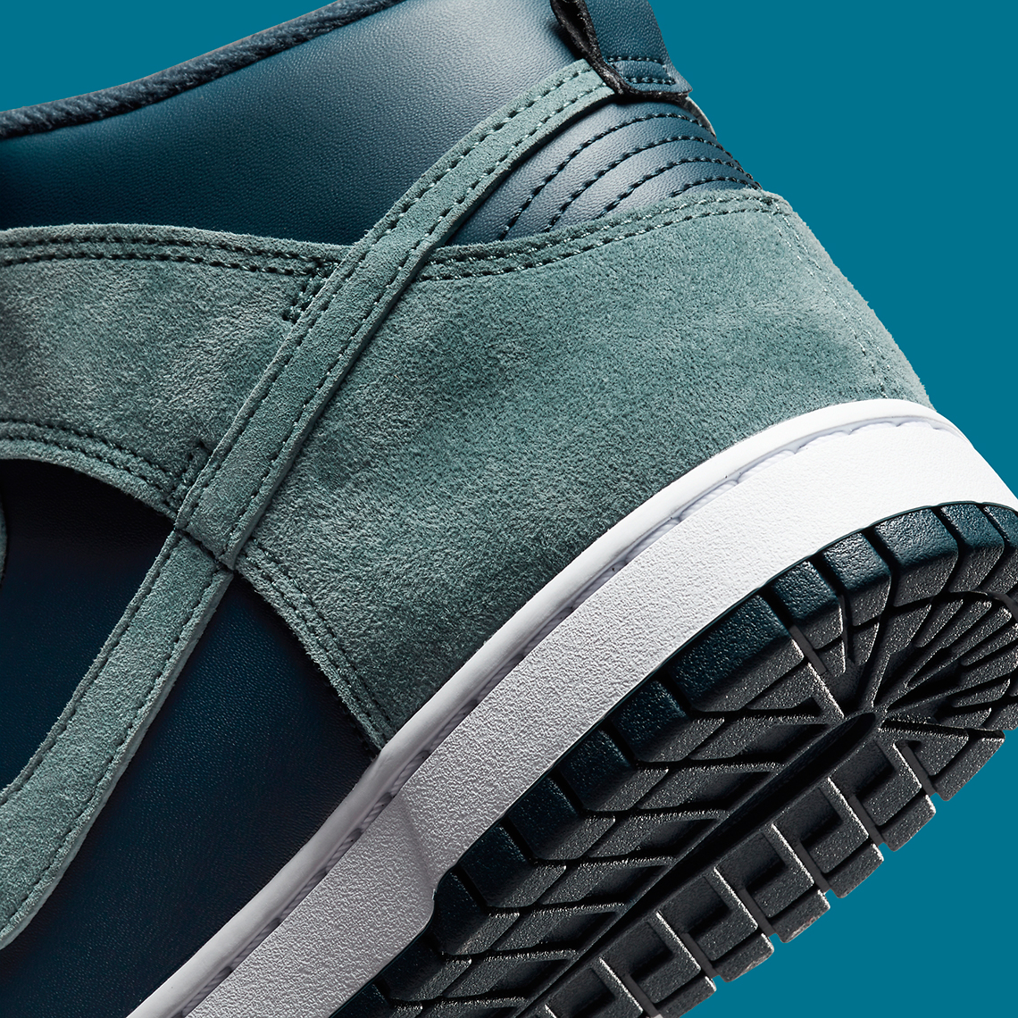 nike-dunk-high-teal-suede-5.jpg