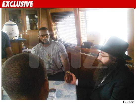 0810-lebron-james-rabbi-ex-tmz-04-credit.jpg