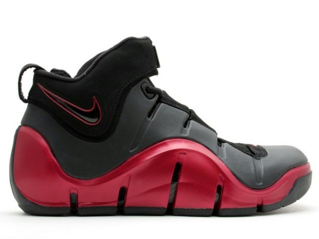 zoom_lebron_IV_og_black-red.jpg