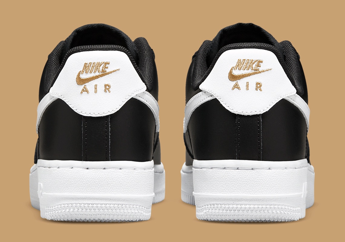 Nike-Air-Force-1-CZ0270-001-02.jpg