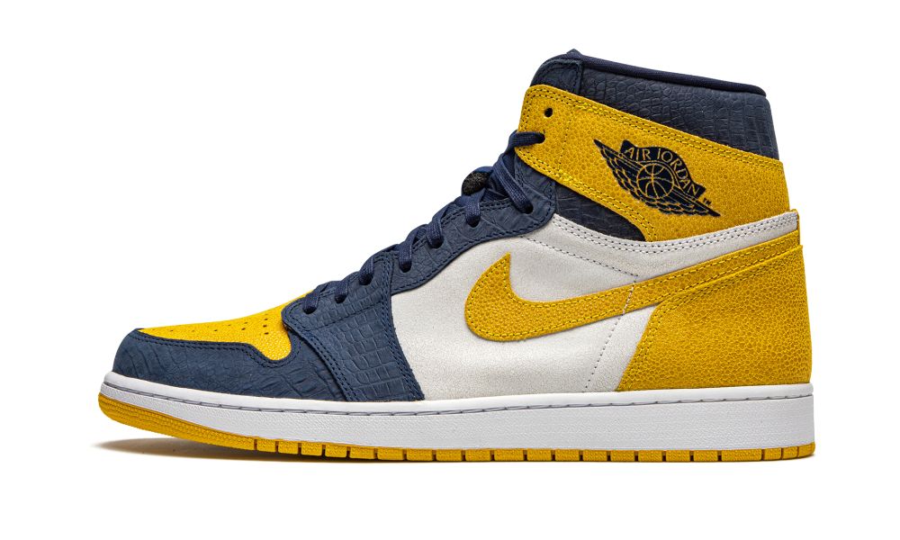 jordan-air-jordan-1-retro-high-pe-michigan_15993901_43120450_1000.jpg