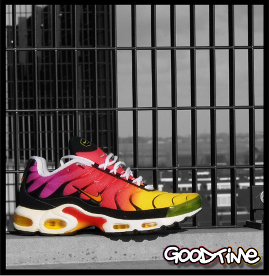 nike_tn_rainbow_by_gregpolo.png