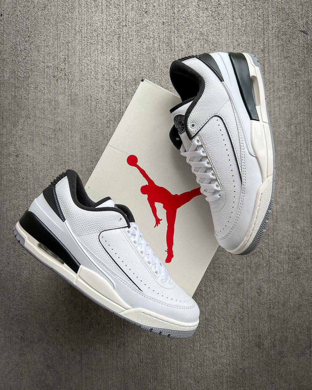 Air-Jordan-2-3-White-Black-FD0383-100-1.jpg