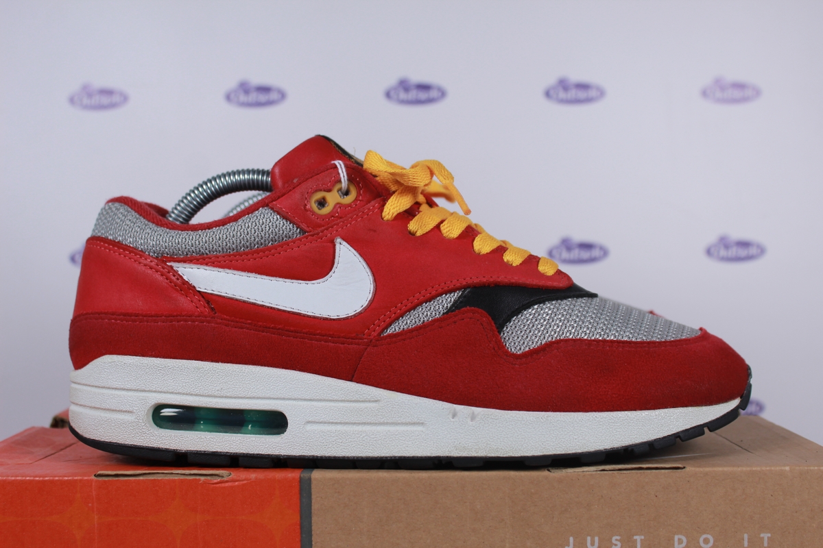 Nike-Air-Max-1-Urawa-Red-Dragon-soleswapped-42-1.jpg