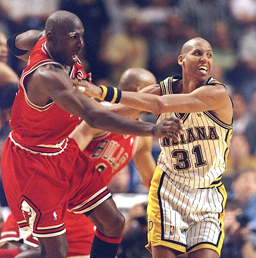 reggie-miller-vs-michael-jordan.jpg