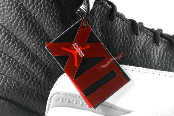 air-jordan-12-playoff-hangtag-summary-570x379.jpg