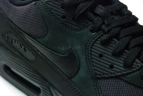 nike-sportswear-air-max-90-tonal-05.jpg