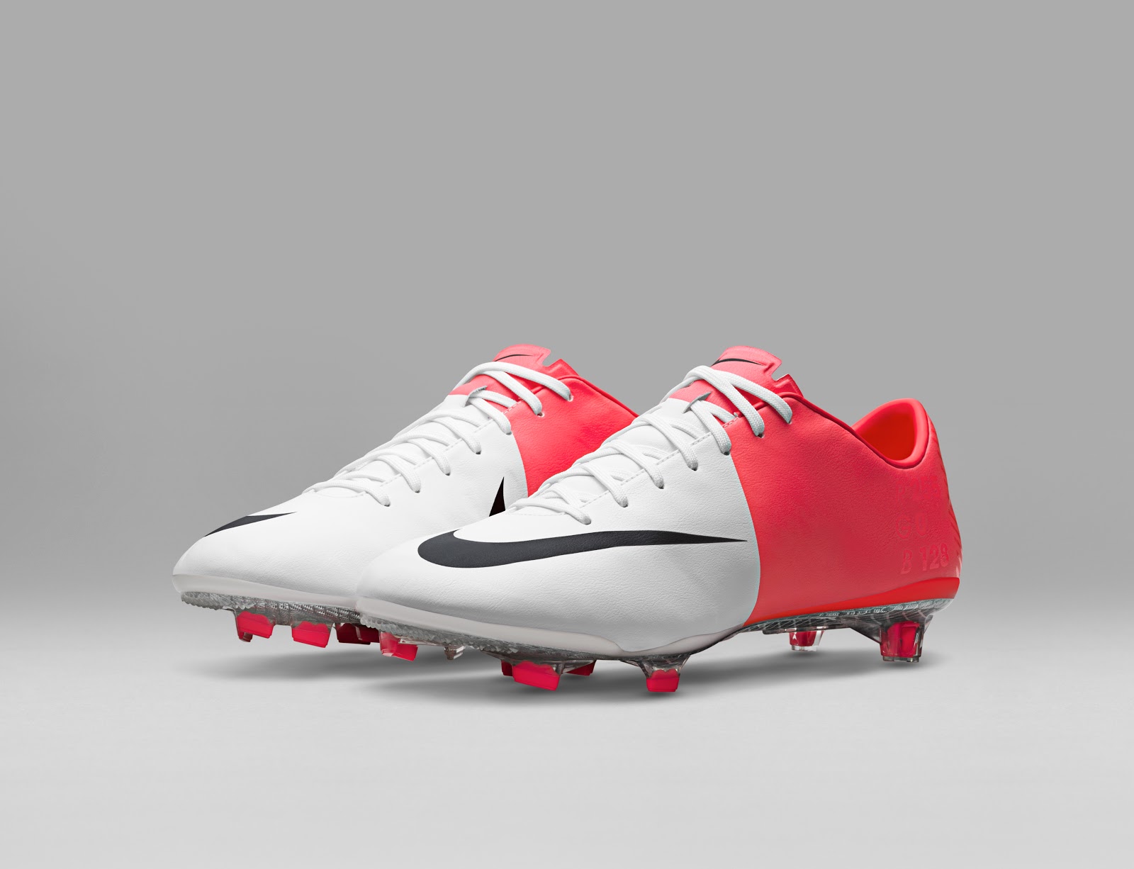 2012_Nike_Mercurial_Vapor_VIII_55735.jpg