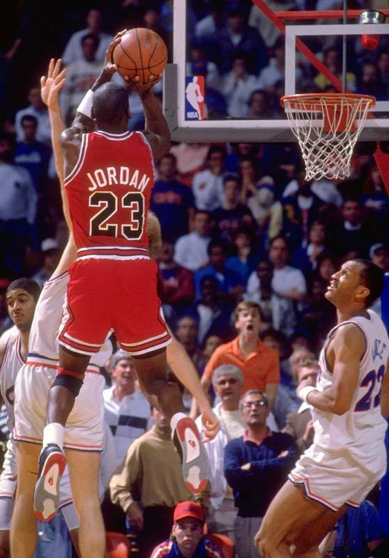 The-Shot-vs-Cavaliers-michael-jordan-8857393-558-800.jpg