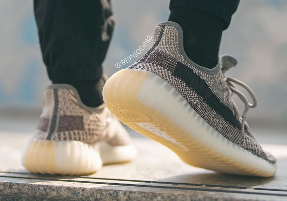 adidas-yeezy-350-v2-zyon-FZ1267-7.jpg