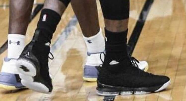 lebron_james_debuts_nike_lebron_15_black.jpg