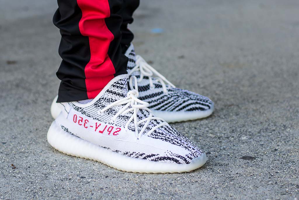 Adidas-Yeezy-350-V2-Zebra-alt.jpg