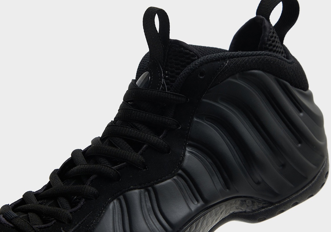 Nike-Air-Foamposite-One-Black-Anthracite-5.jpeg