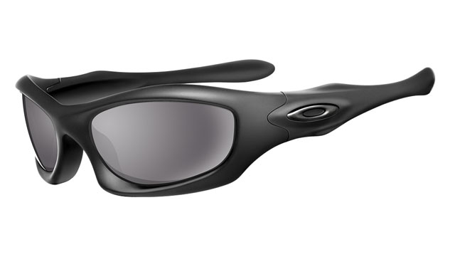 oakley-monster-dog-matte-black-high.jpg